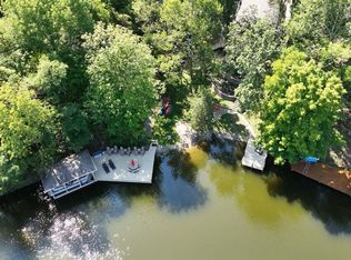 1104 Waynoka Dr, Lake Waynoka, OH 45171