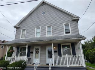 218 Lehigh St, Avoca, PA 18641