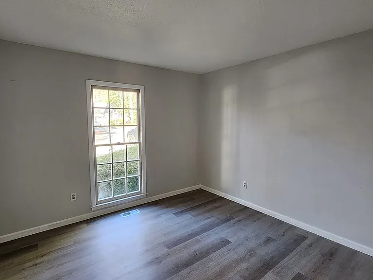 5712 Finsbury Ct — Photo 19