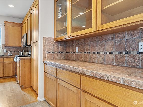5th image of 12120 182nd Avenue E