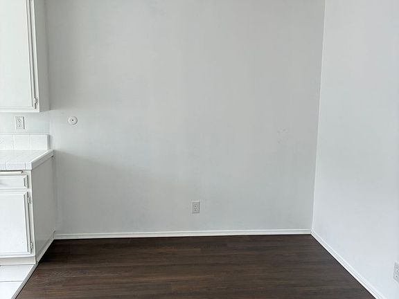 4th image of 3719 Delmas Ter APT 5