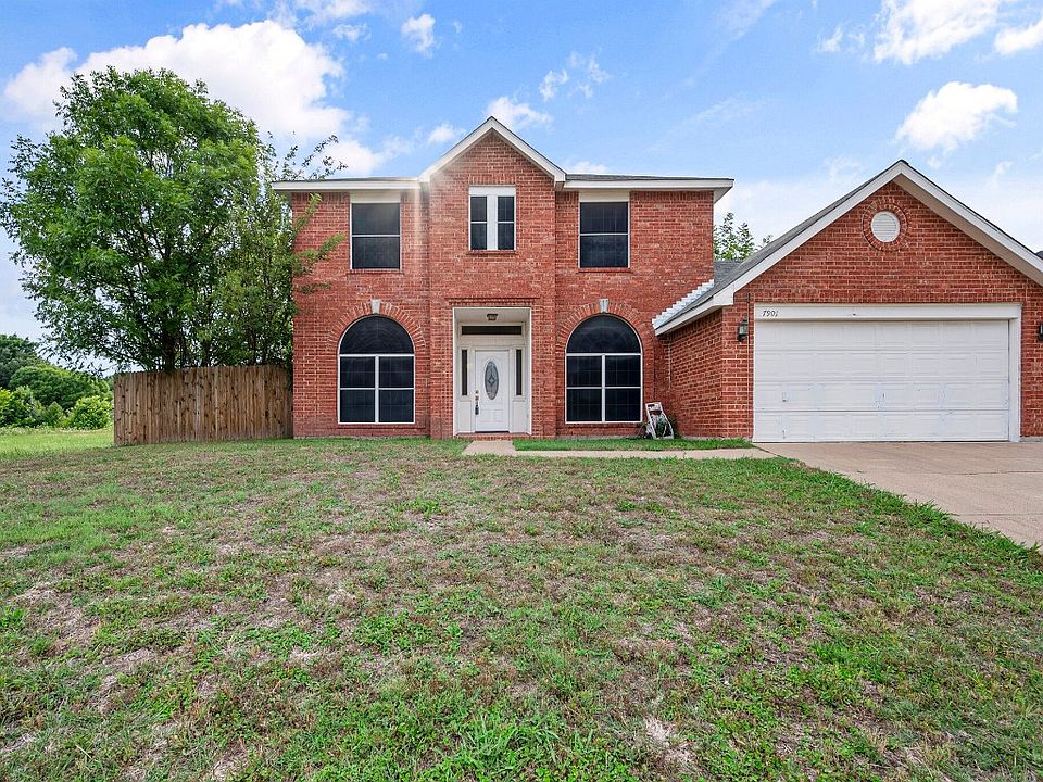 1st image of 7901 Hayfield Ct