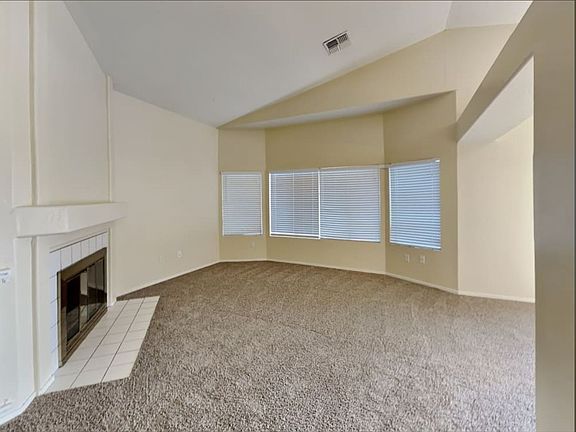 4th image of 1047 N Blackbird Dr