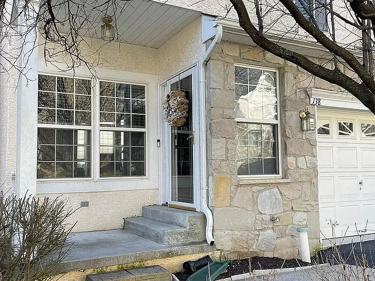 138 Madison Way — Photo 1