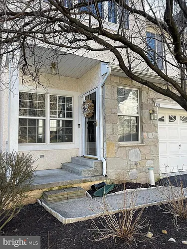 138 Madison Way Photo 1