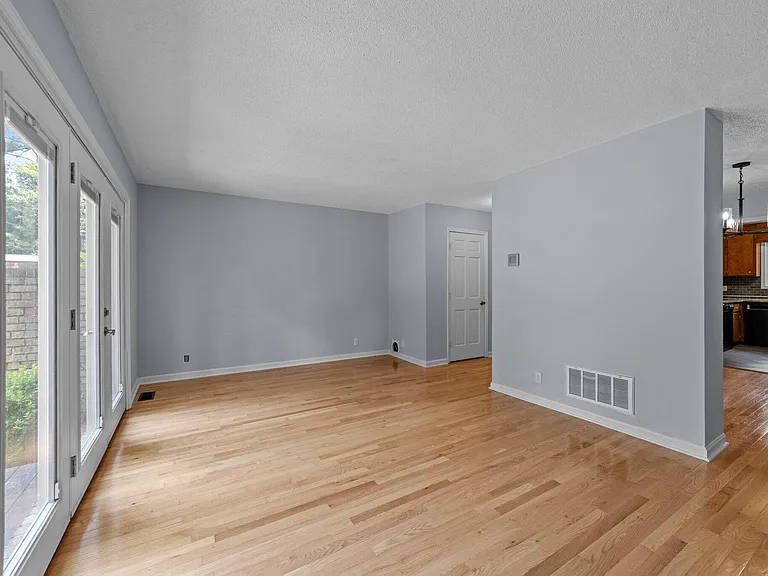 2947 Wycliff Rd — Photo 8