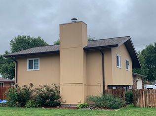 623 1st St, Columbus, NE 68601