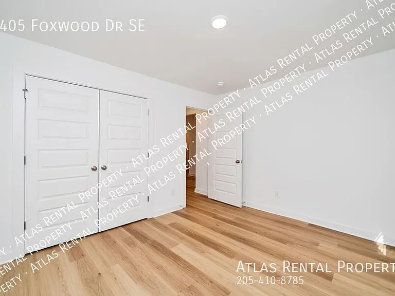 4405 Foxwood Dr — Photo 9