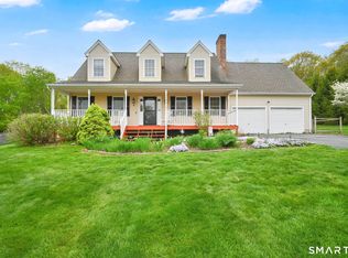 5 Tuckers Run, Ledyard, CT 06339
