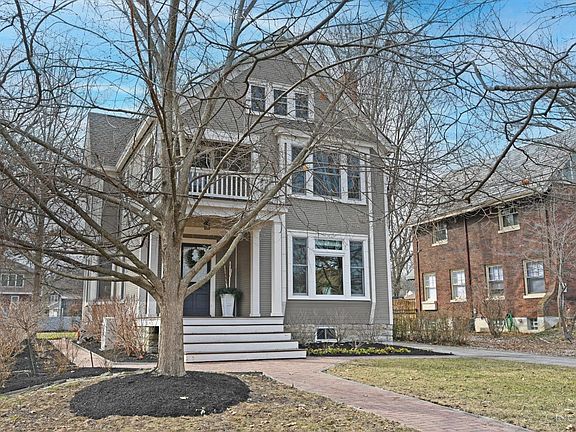 3rd image of 723 Stout Ave