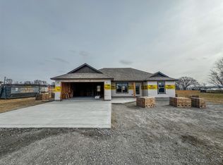 18030 S Vaughn Rd, Hulbert, OK 74441