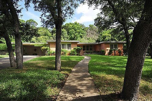 1st image of 5104 Crestway Dr