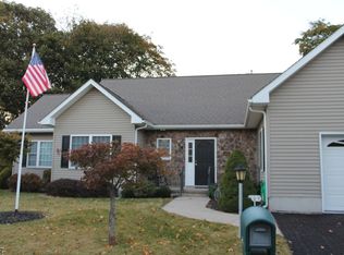 109 Russell Ct, Hackettstown, NJ 07840