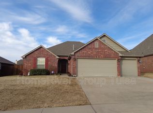 20501 E 35th Pl S, Broken Arrow, OK 74014