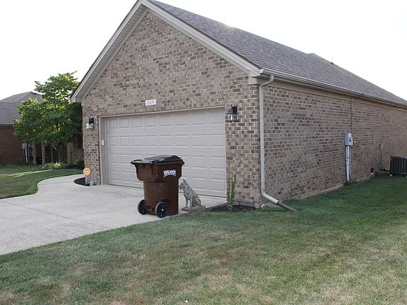 4th image of 329 Bennett Dr