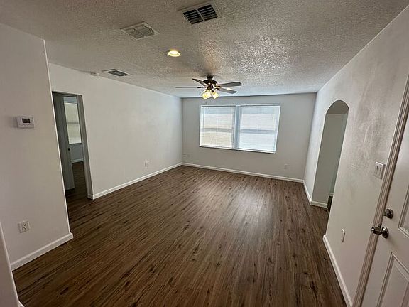 3rd image of 241 Triplet Lake Dr
