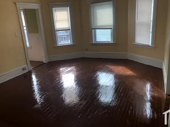 133 Florence St #135, Everett, MA 02149