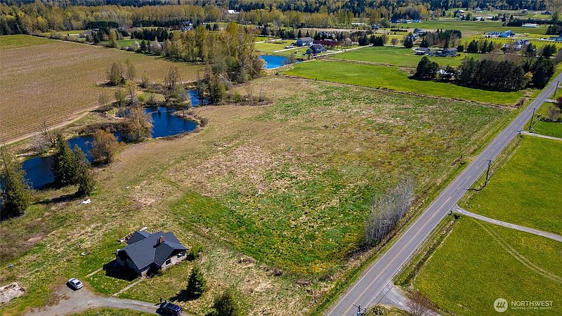 3rd image of 5500 Sand Road