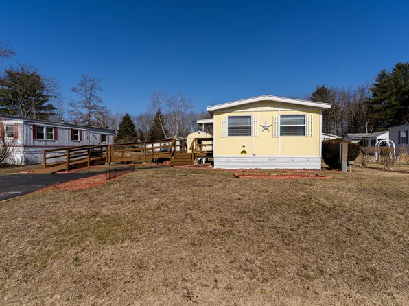 32 Cross Wind Lane, Rochester, NH 03867
