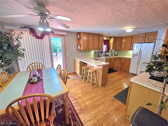 2nd image of 7095 Hoover Dr