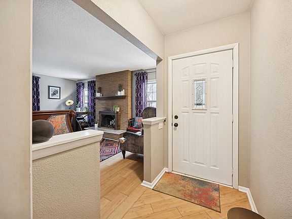 5th image of 706 13th Ave S
