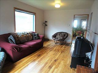 3rd image of 236 Livingston Ave