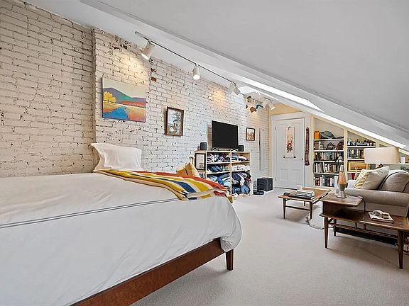 2nd image of 48 Spring Park Ave