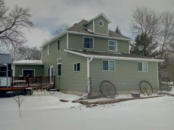 404 Main St W, Morristown, MN 55052