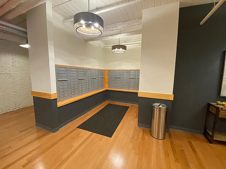 Lincoln Lofts — Photo 19
