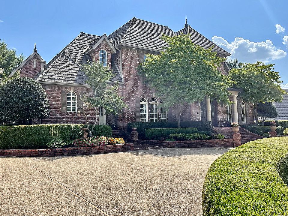 1st image of 4 S Mission Hills Cir