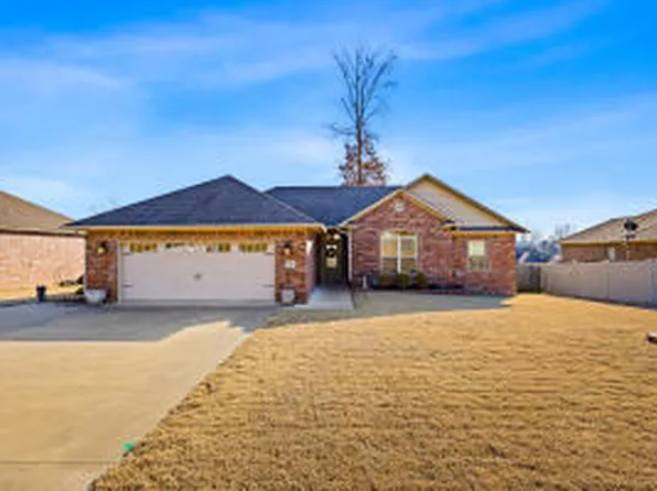 250 Redwood Ln, Russellville, AR 72802