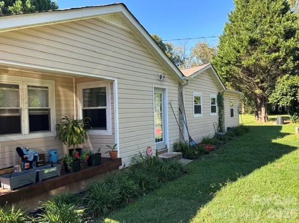 107 Piedmont Rd, Belmont, NC 28012
