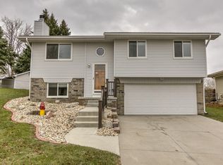 8713 S 139th St, Omaha, NE 68138