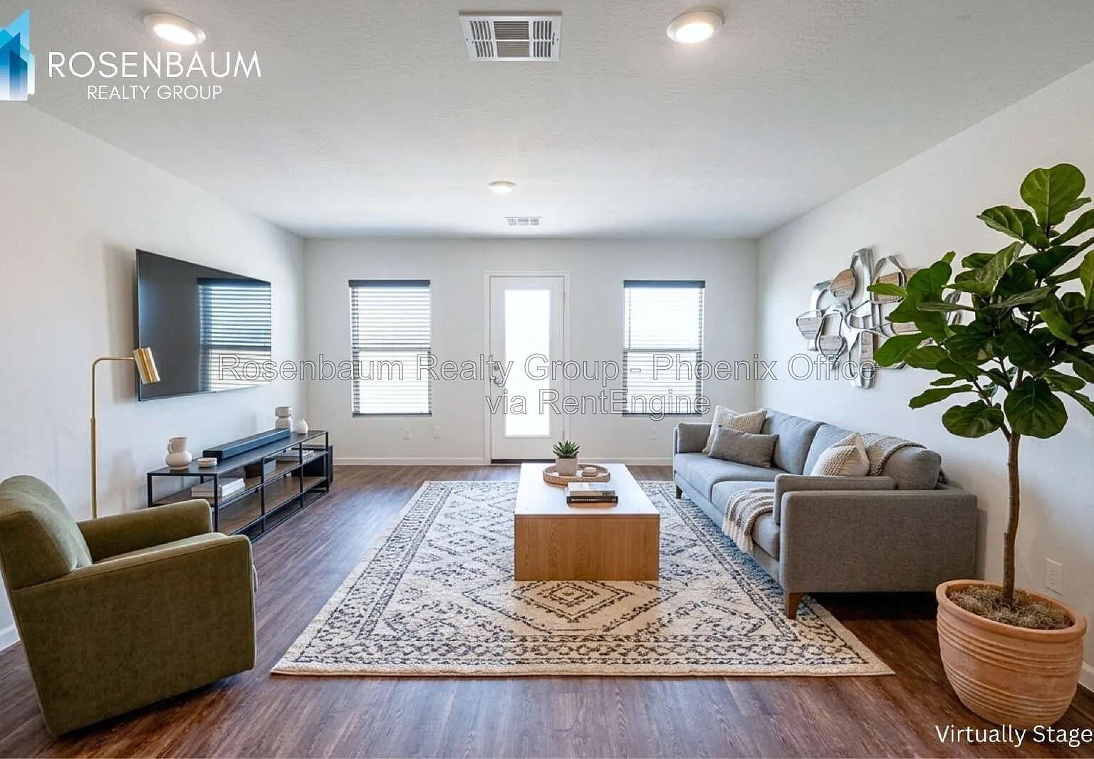 3 bed, 2.0 bath, 1200 sqft, $1,575 — Photo 2