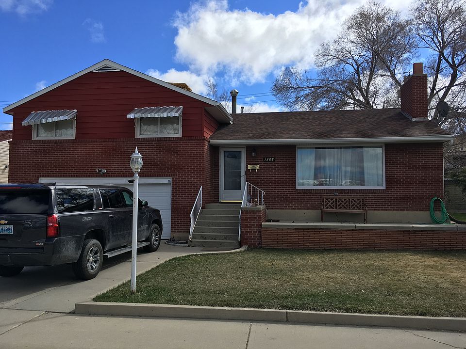 1st image of 1308 Virginia St