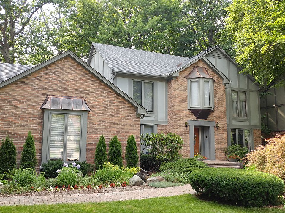 1st image of 53437 Robinhood Dr