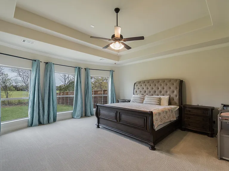 612 Ambergate Dr — Photo 22