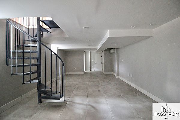 1st image of 244 Sullivan Pl #5
