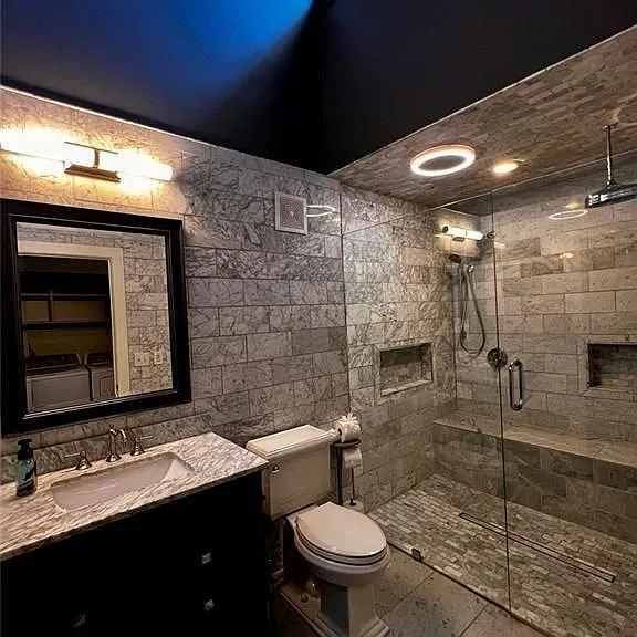 1250 Breuer Mews NW — Photo 12