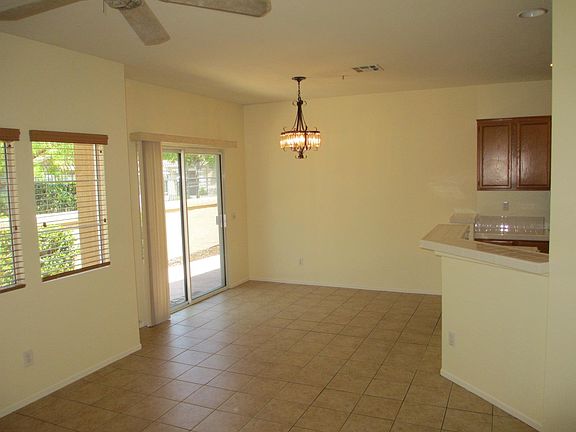 5th image of 39848 Millbrook Way Unit A