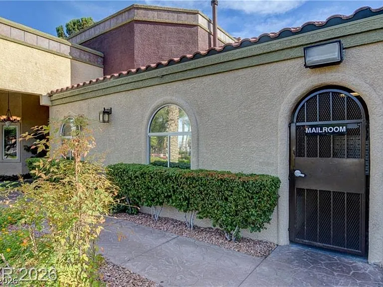 7885 W Flamingo Rd #2127 — Photo 32