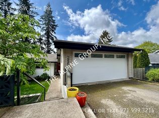 4935 SW 19th Dr, Portland, OR 97239
