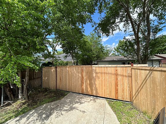 5th image of 9620 Dale Glade Dr