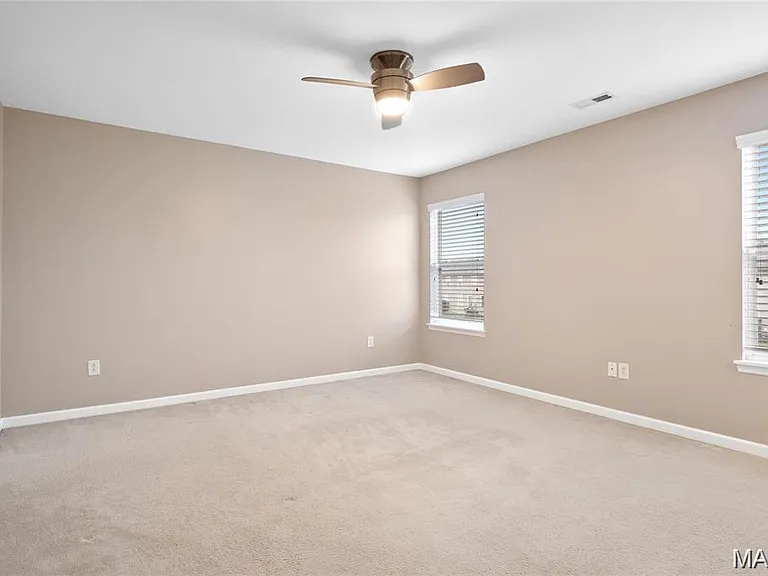 7026 Conner Pointe Dr — Photo 13