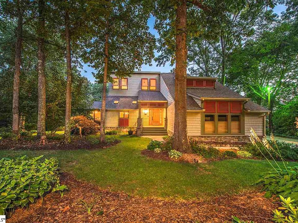 1st image of 12 Terra Oak Dr
