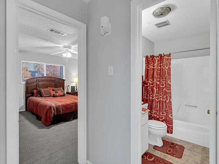 Windsong Apartments — Photo 7