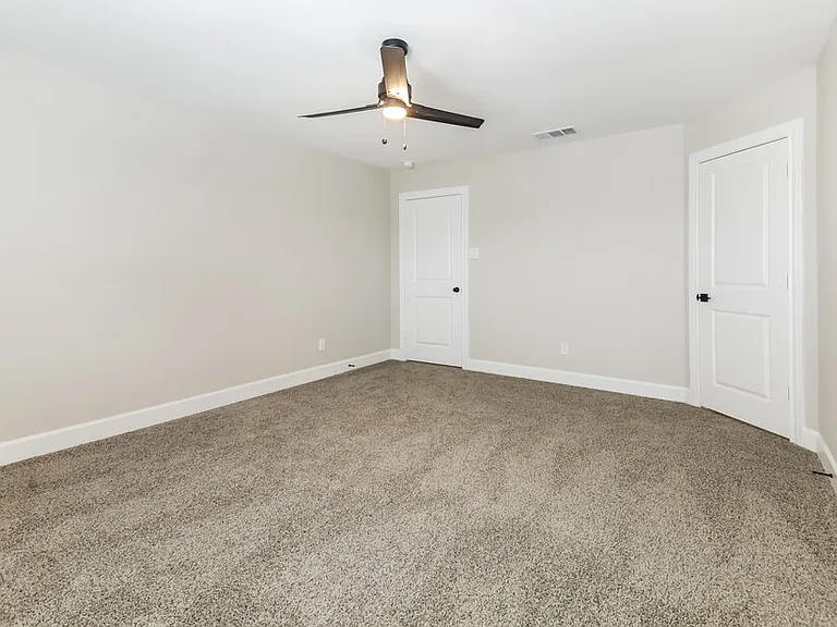 804 Princeton Hts — Photo 12