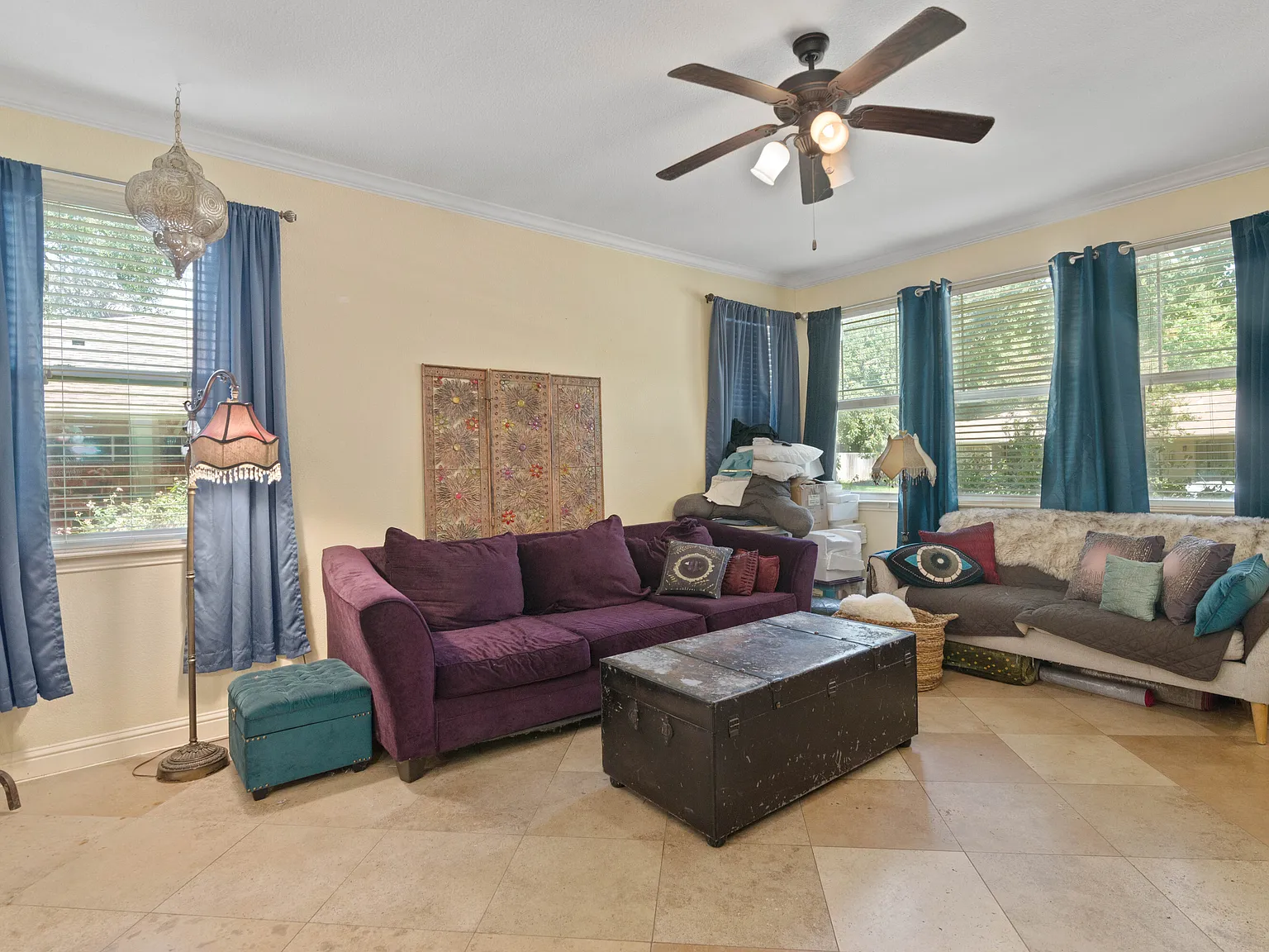 4 bed, 1654 sqft, $2,250 — Photo 2