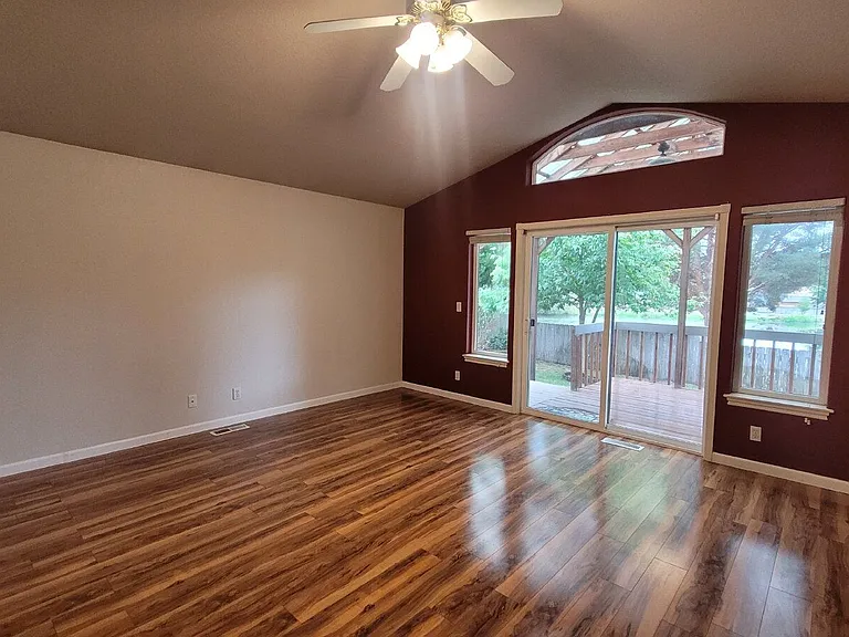 310 Village Dr — Photo 3