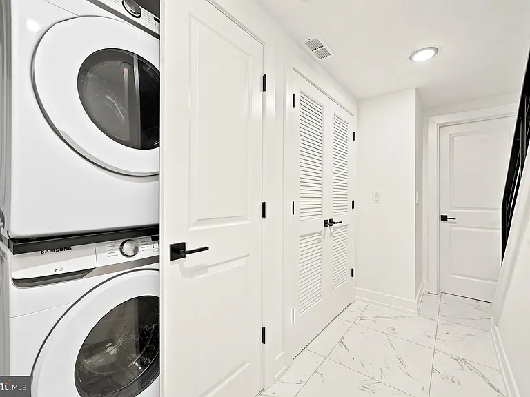 1514 S 22nd St #1 — Photo 15